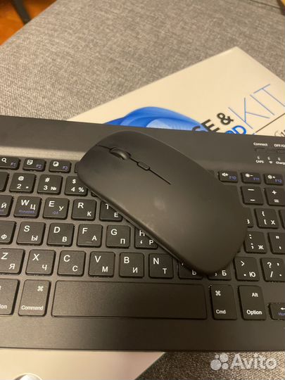Клавиатура с мышкой беспроводная