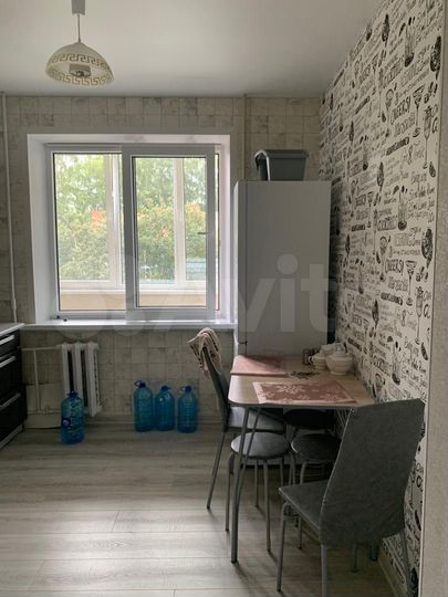 2-к. квартира, 50 м², 3/5 эт.