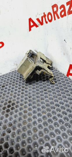 Замок задней правой двери Daewoo Nexia