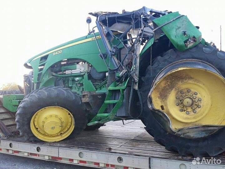 В разборе спецтехника Джон дир John Deere