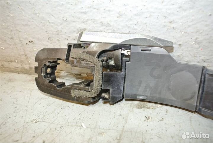 Кронштейн ручки Nissan Teana J32 2008-2013