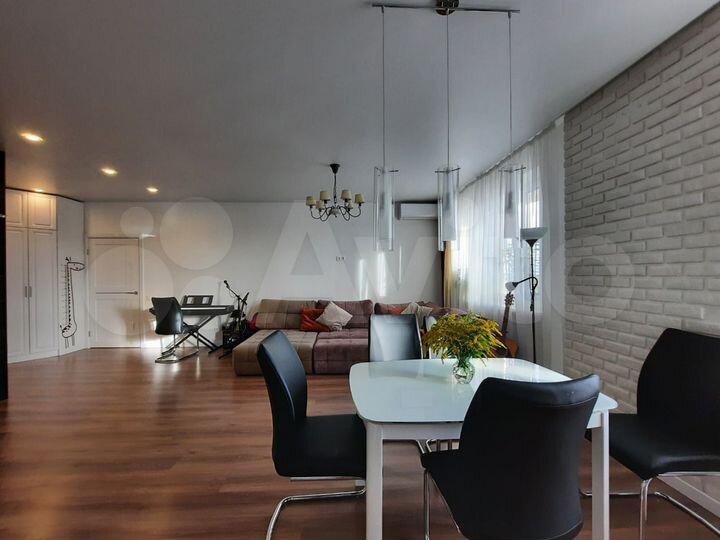 2-к. квартира, 70,5 м², 15/16 эт.