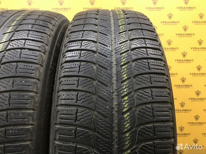 Michelin X-Ice XI3 215/65 R17 99T