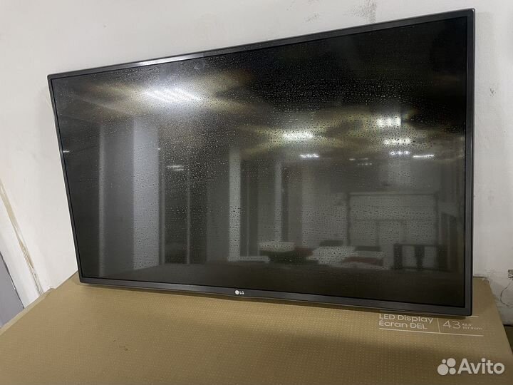 Телевизор LG SMART tv 43