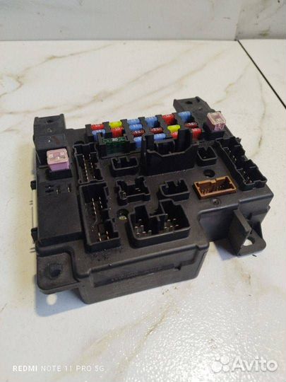 Блок предохранителей Mitsubishi Outlander 2 CW5W