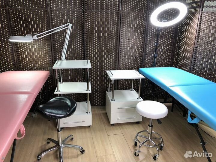 Массажный стол, оборудование для салонов красоты