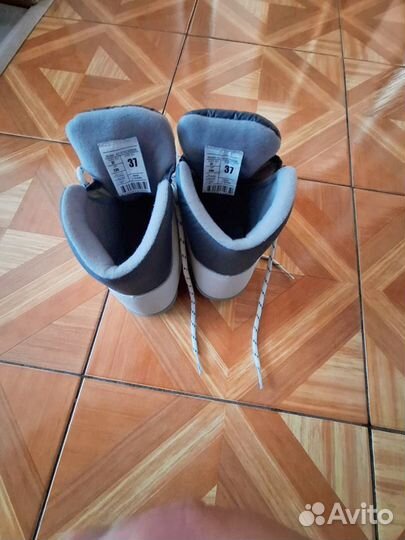 Продам ботинки для беговых лыж женские/детские