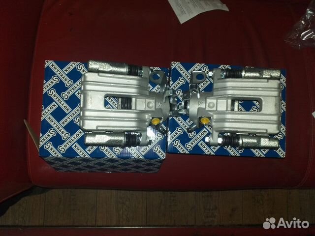 Cуппорт задний VolkswagGolf 4 Bora