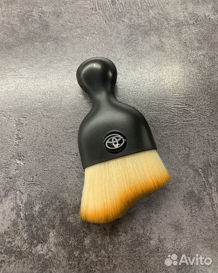 Мягкая щетка для салона автомобиля Toyota от пыли