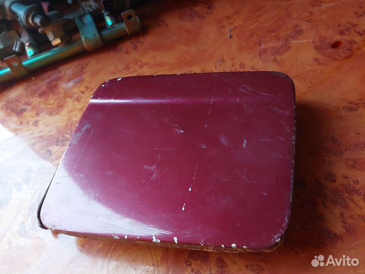 Лючок бензобака Nissan Almera N15