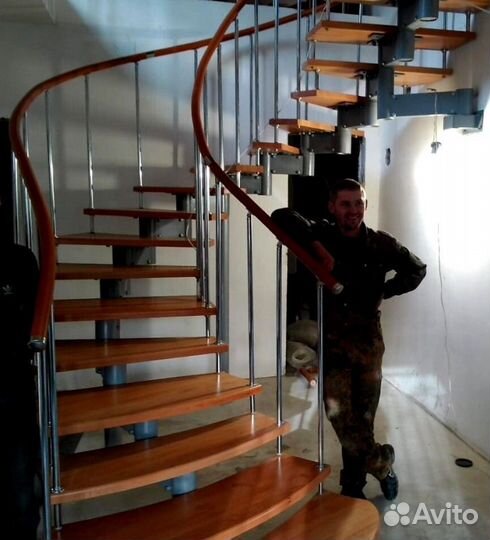 Лестница из листового металла