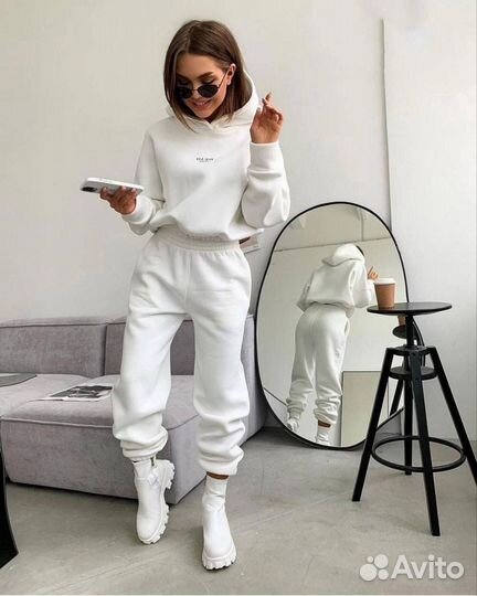 Спортивный костюм