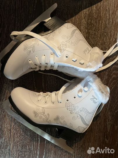 Коньки фигурные 33 размер