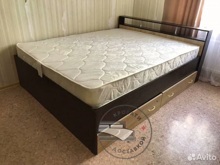 Кровать двухспальная