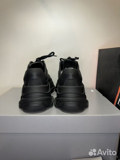 Balenciaga triple s оригинал новые