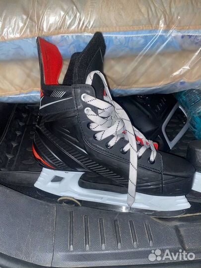 Коньки хоккейные 43 размер