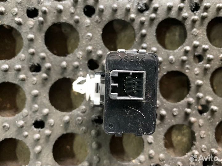 Реле Mitsubishi L200 V рестайлинг 4N15 2021