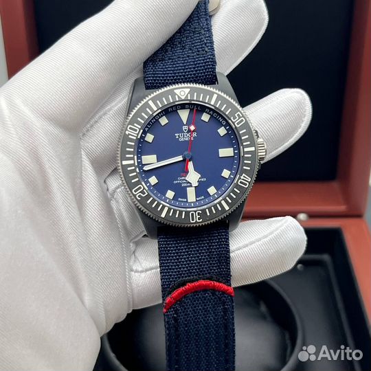 Часы Tudor Geneve Red bull