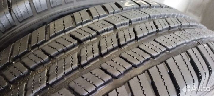 Michelin Pilot LTX 245/75 R16