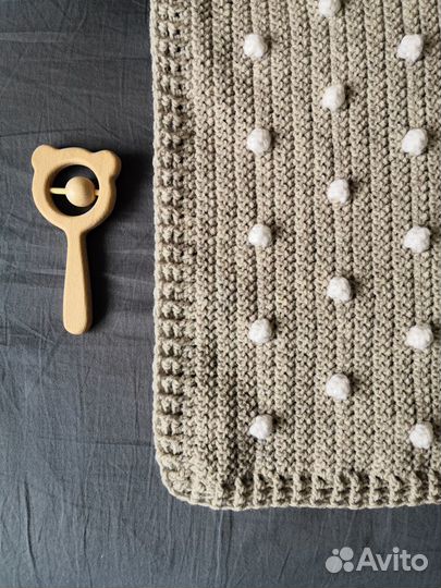 Детский плед ручного вязания