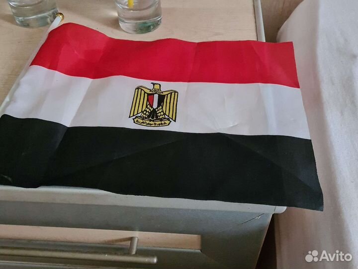 Флаги разных стран