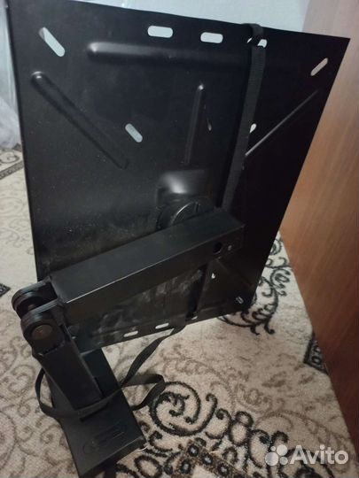 Кронштейн для телевизора