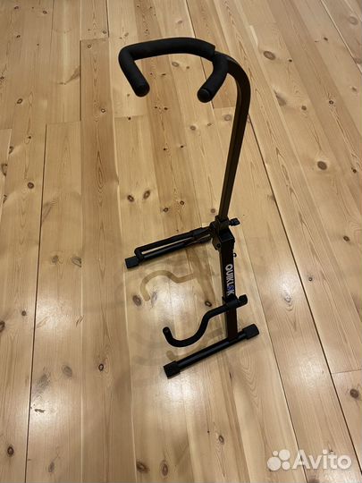 Стойка для гитары