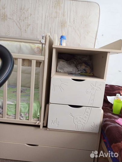 Детская кроватка трансформер с маятником