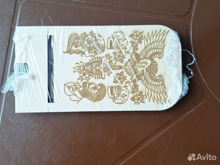 Подставка для телефона из дерева