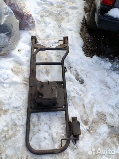 Крепление с запаской на джипа