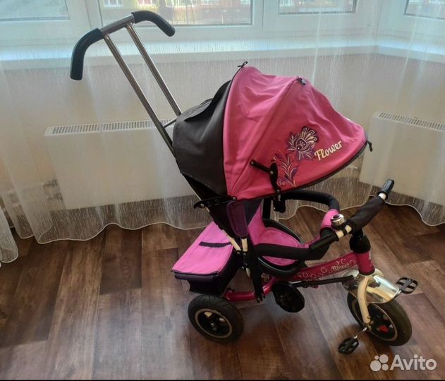 Детский велосипед с ручкой