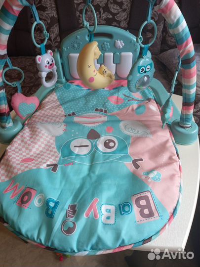 Развивающий коврик с пианино