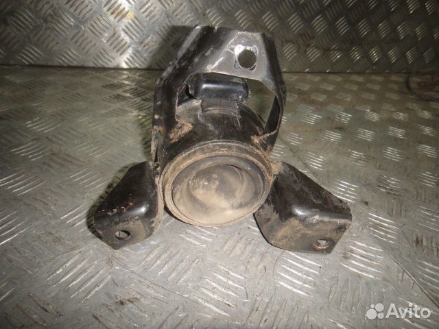 Подушка двигателя Sonata NF (06-10) 2.0/2,4 R б\у (арт. 218103K400)