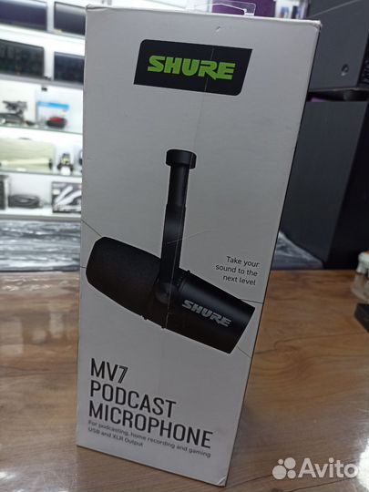 Микрофон Shure mv7