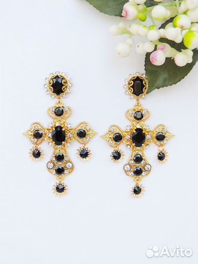 Серьги-кресты с кристаллами Сваровски