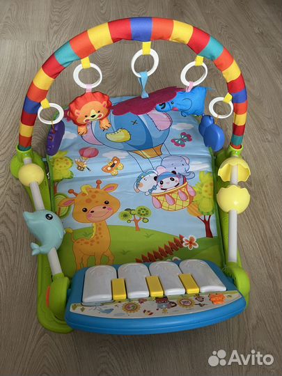 Развивающий коврик для малышей с пианино