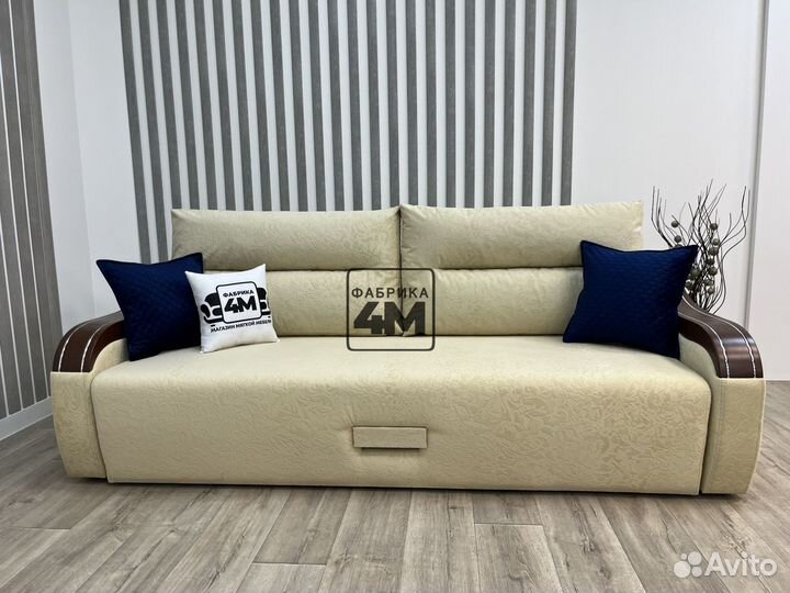 Прямой диван с декоративными подлокотниками