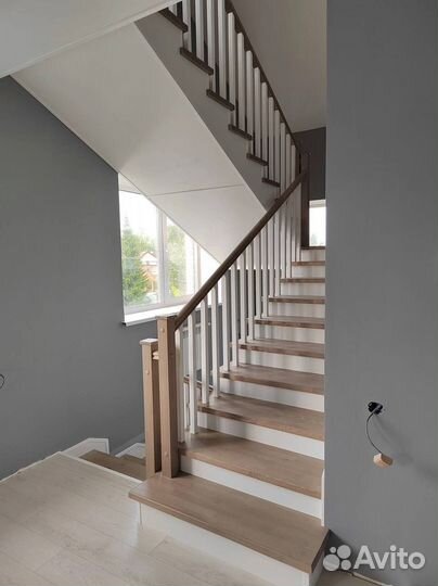 Лестница для офиса