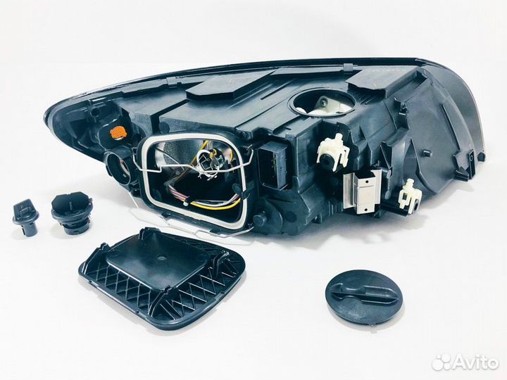 Фара левая Volvo S40