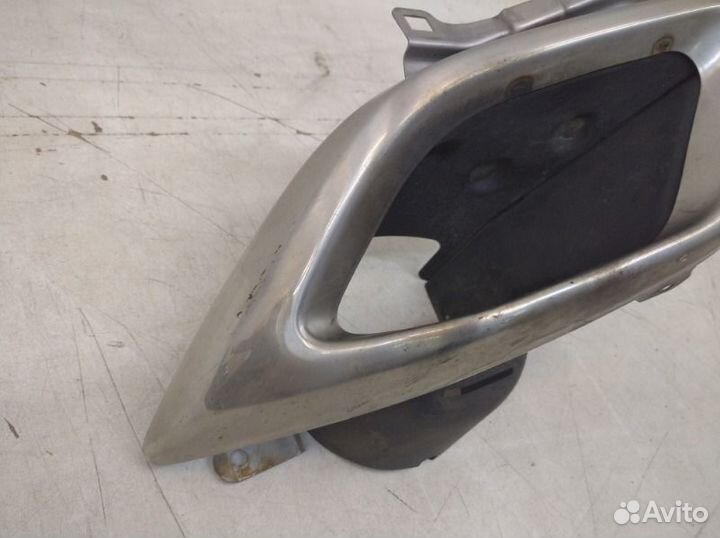 Насадка глушителя задняя левая Lexus Rx 4