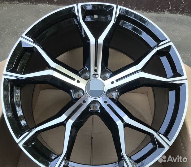 Диски R21 на BMW 741 М Стиль