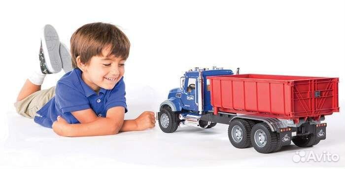 Самосвал контейнеровоз Bruder Mack 02822 редкий