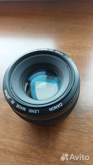 Объектив canon 50mm 1.4