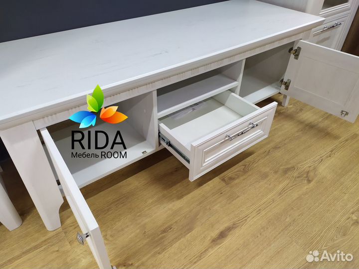 Тумба под телевизор Клер