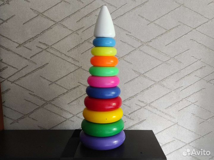 Пирамидка, бизиборд