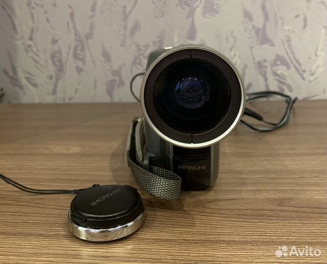Видеокамера hitachi