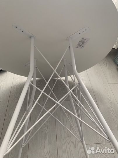 Кухонный стол