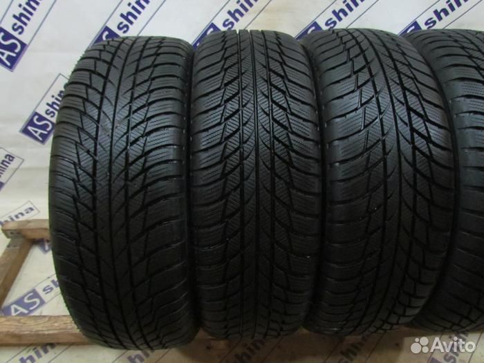 Bridgestone Blizzak LM-001 205/60 R17 86P