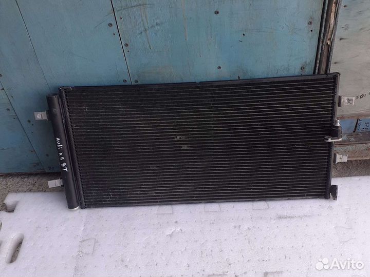 Радиатор кондиционера Audi A5 8T
