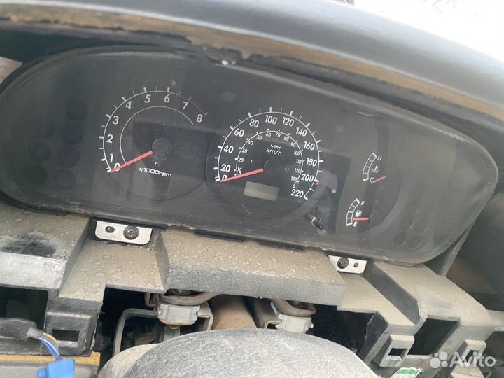 Щеток приборов Kia Spectra